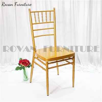 Cathaoirleach Chiavari Óir le Cushion Bán Eabhair